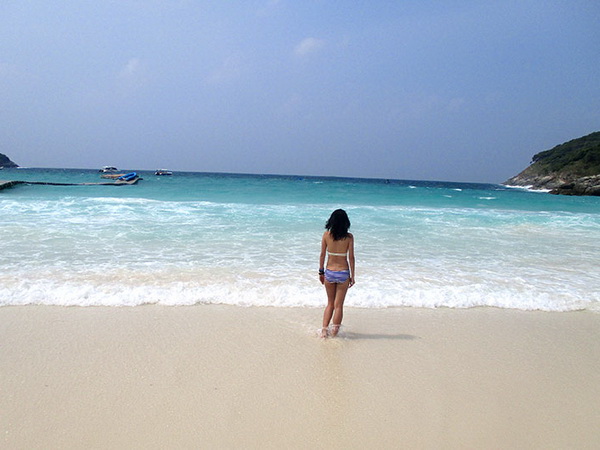 Phuket Speed Boat Charter Raya Island