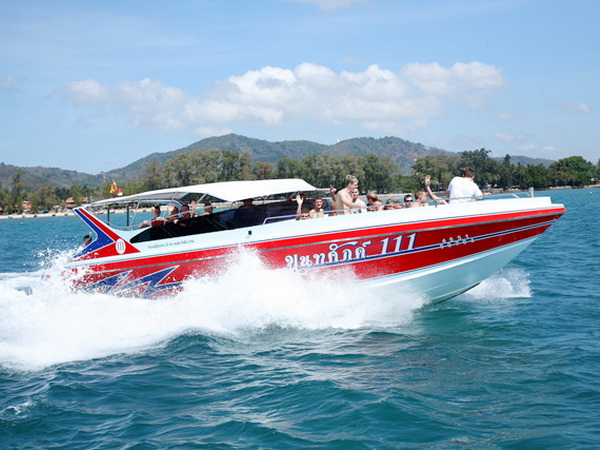 Phuket Speed Boat Charter Raya Island
